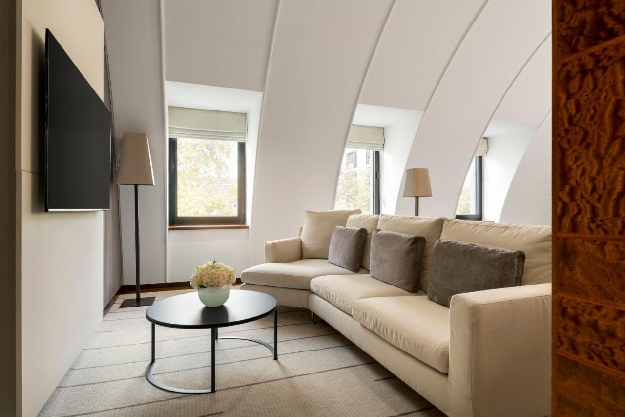 Como The Halkin Londra Exterior foto